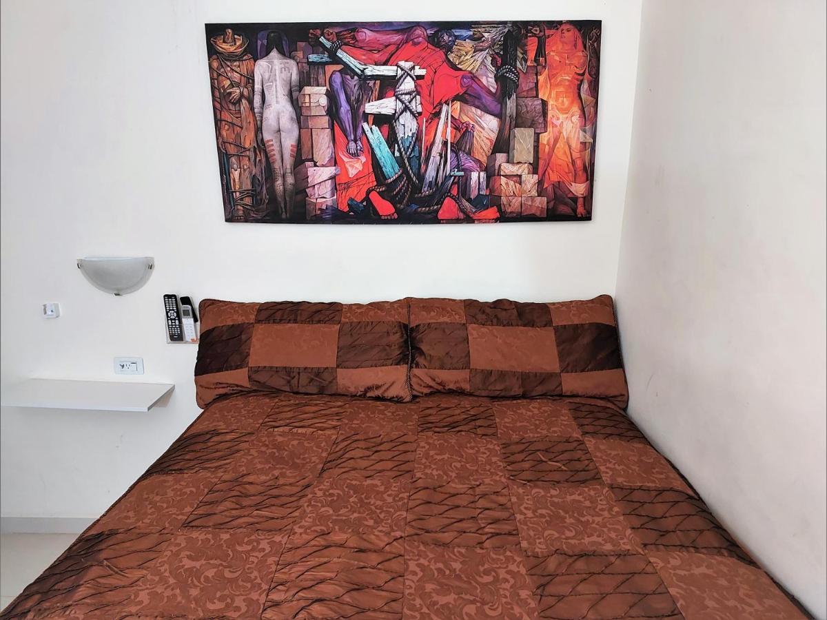 Departamento 23 Centrico , Confortable , Cerca De Galerias Mall , Vado Del Rio , Pepsi , Consulado, Cas 埃莫西约 外观 照片