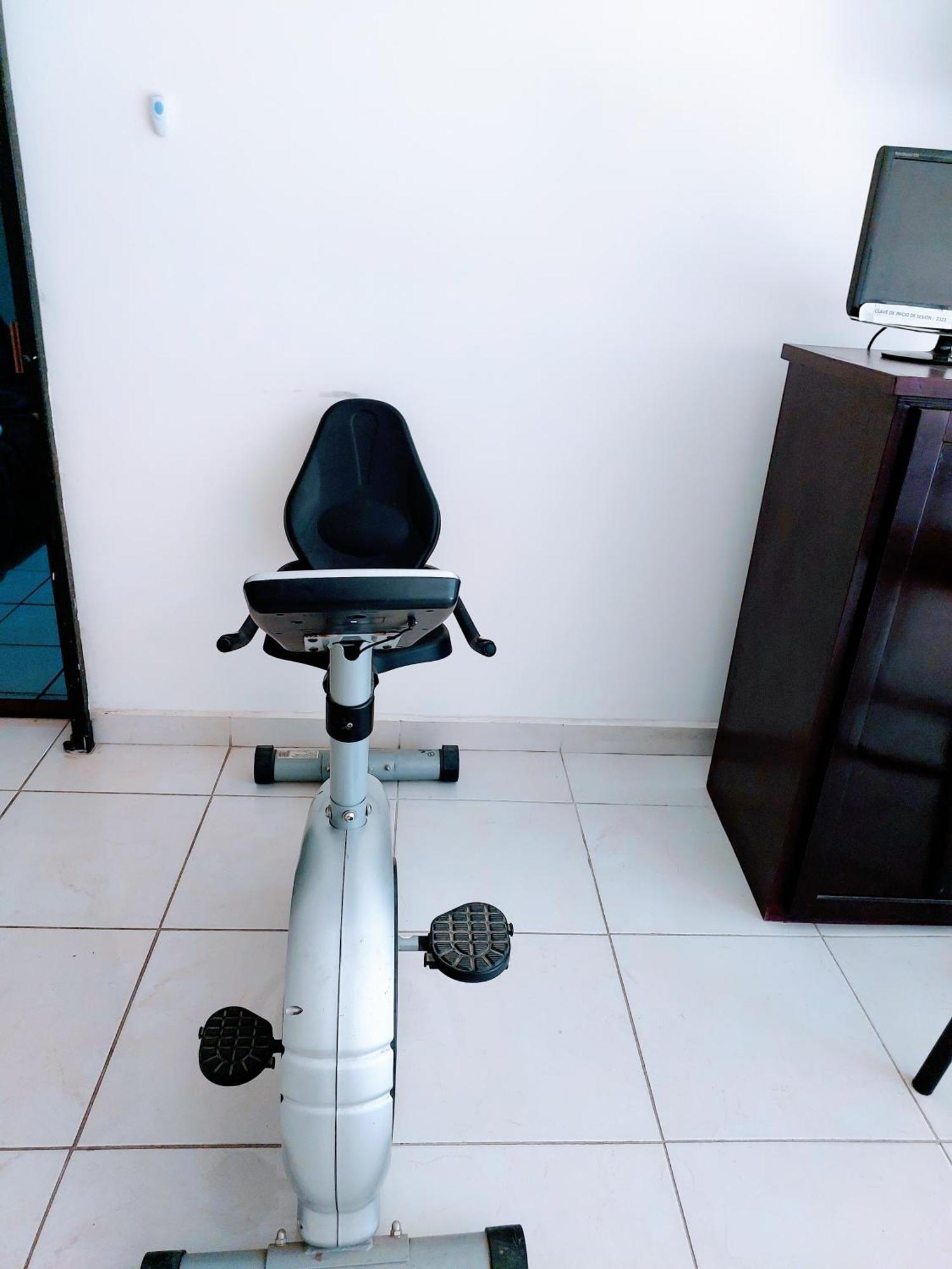Departamento 23 Centrico , Confortable , Cerca De Galerias Mall , Vado Del Rio , Pepsi , Consulado, Cas 埃莫西约 外观 照片
