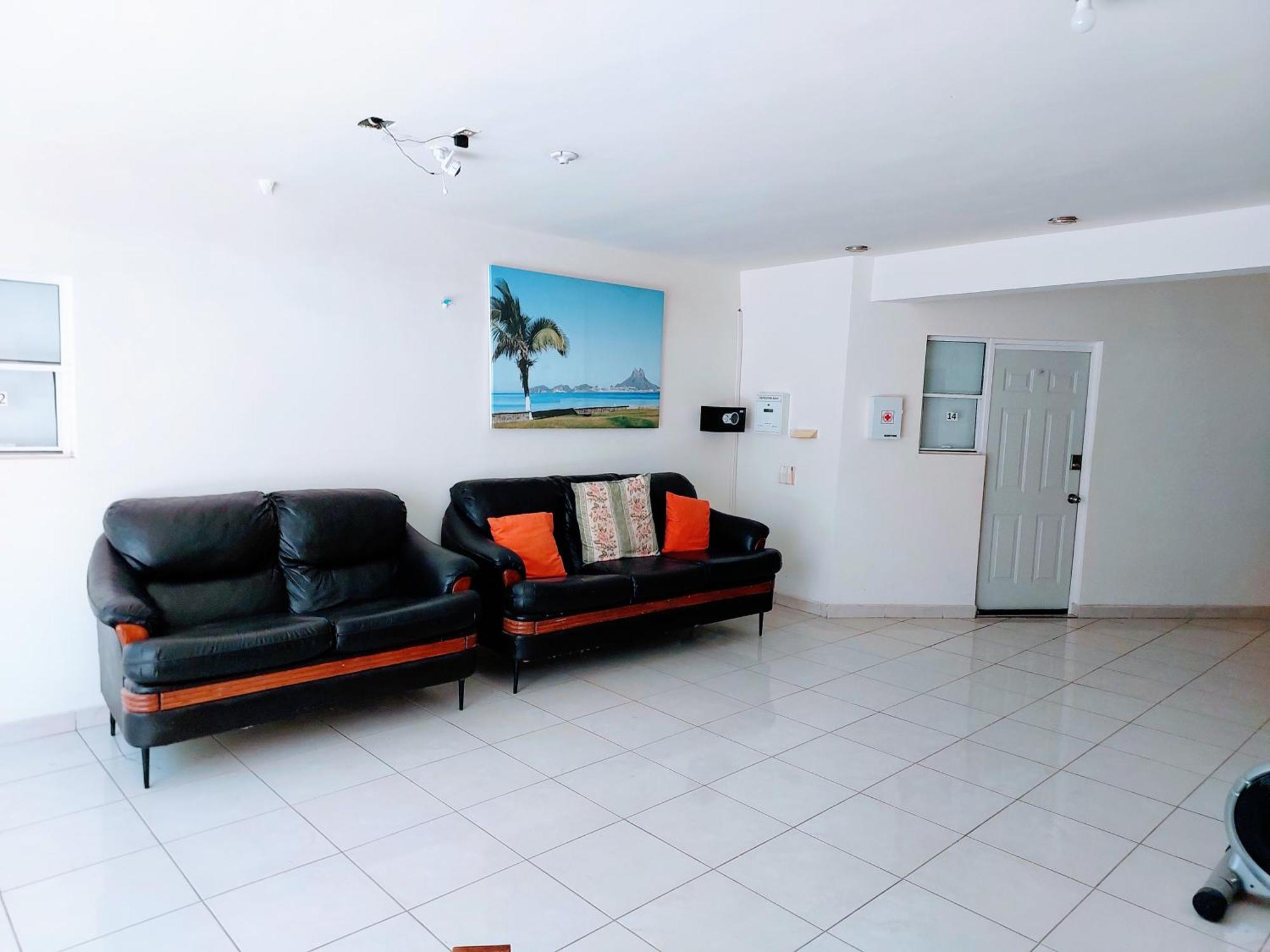 Departamento 23 Centrico , Confortable , Cerca De Galerias Mall , Vado Del Rio , Pepsi , Consulado, Cas 埃莫西约 外观 照片